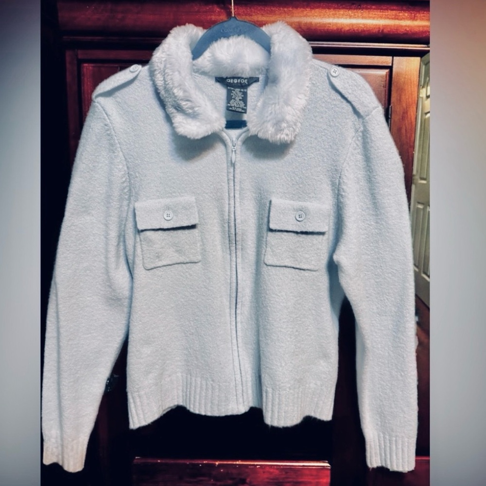 George Light Blue Jacket with Removable Faux Fur Trim Juniors size XL